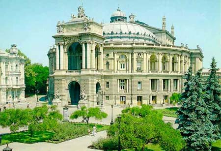 odessa_opera_theater.jpg